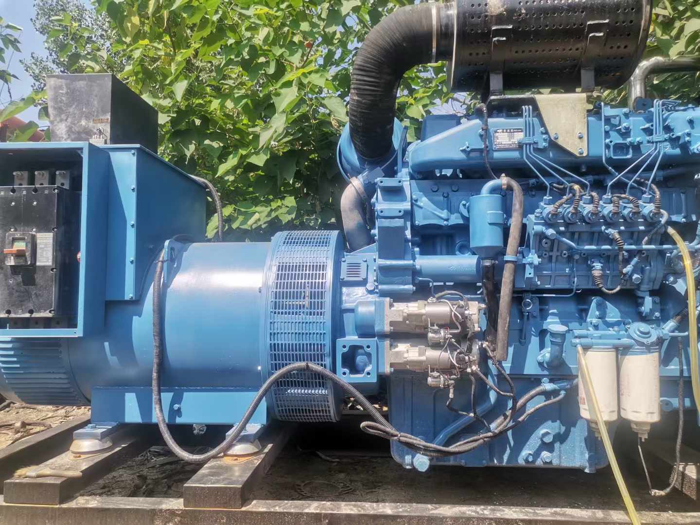 麦积详细说明降低 800kW 柴油发电机输出电流波动的方法
